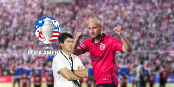 Carlos González celebra un gol con la camiseta de los Xolos de Tijuana en la Liga MX