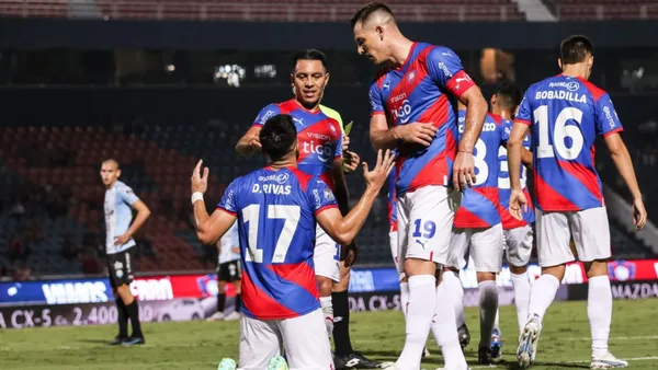 Cerro Porteño intentará mantener su paternidad ante clubes bolivianos.