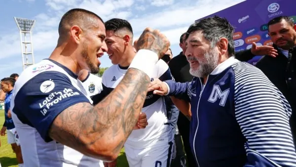 Dirigido por Diego Maradona, el mediocampista contó el porqué no arribó a Para Uno.