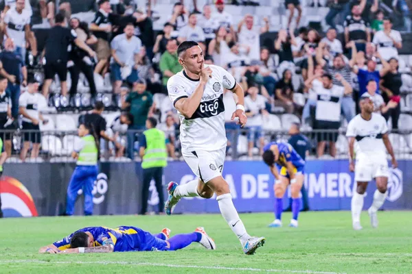 El futbolista franjeado anotó el gol de la victoria ante Luqueño por 2-1.