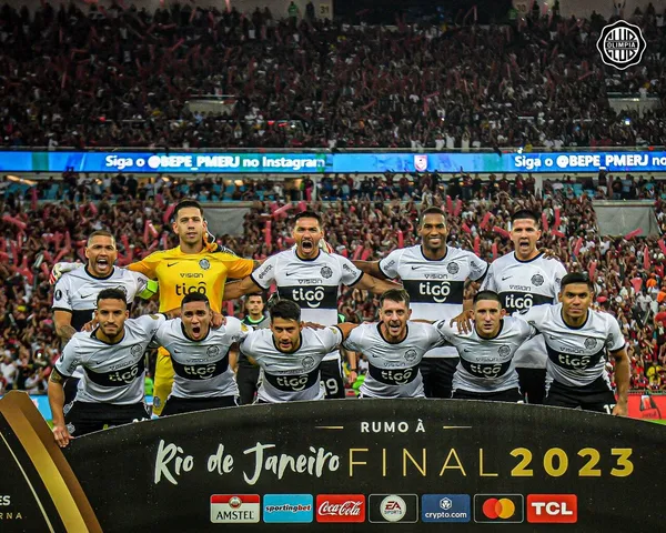 Francisco Arce definió el equipo para enfrentar al conjunto de Fluminense.