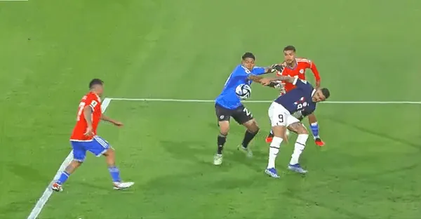 La Albirroja igualó 0-0 con Chile en el estadio Monumental de Santiago.