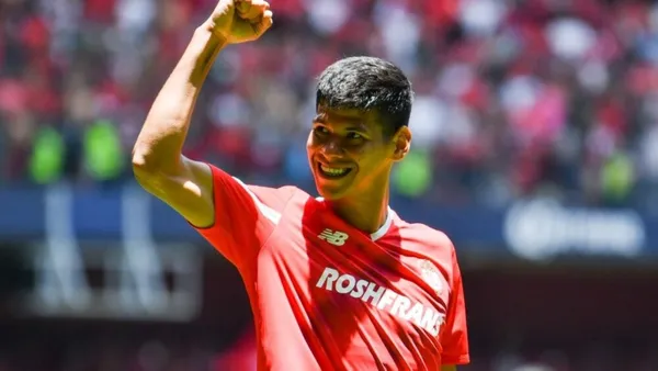 Robert Morales de a poco ya se va erigiendo como figura de los Diablos Rojos.