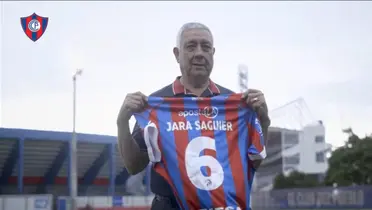 ¿Será su DT? El emotivo homenaje de Cerro Porteño a Carlos Jara Saguier (video)