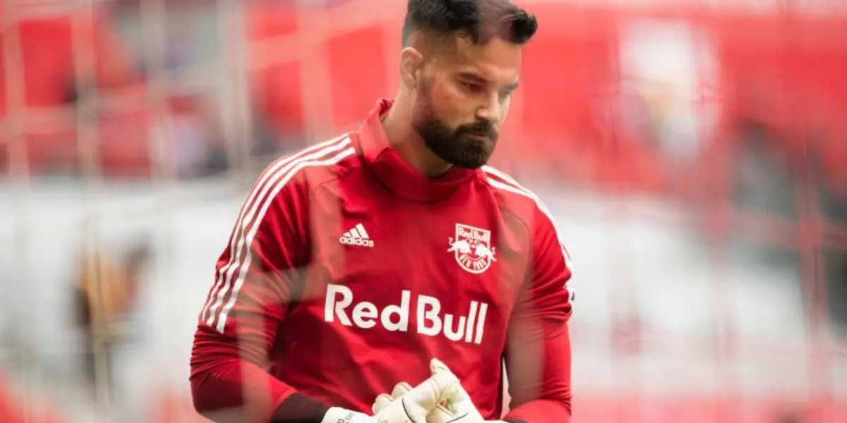 Carlos Coronel pasó una noche mágica antes de sumarse a la Albirroja