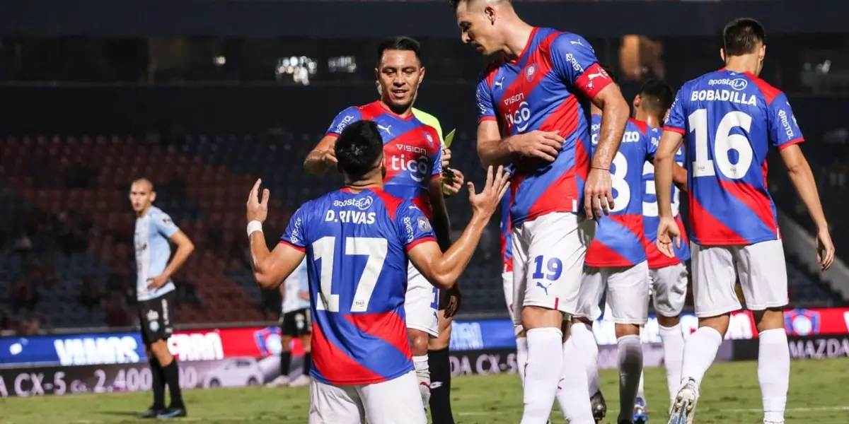 Cerro Porteño intentará mantener su paternidad ante clubes bolivianos.