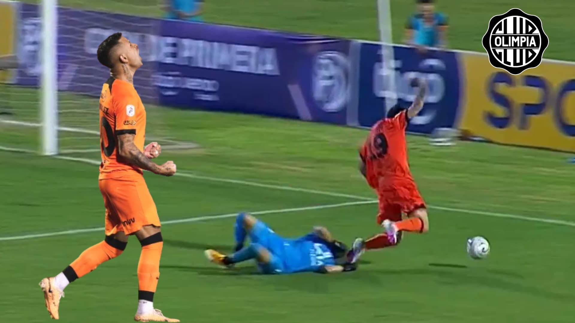 Derlis González grita su gol de penal tras la falta que le hicieron a Lucas Pratto