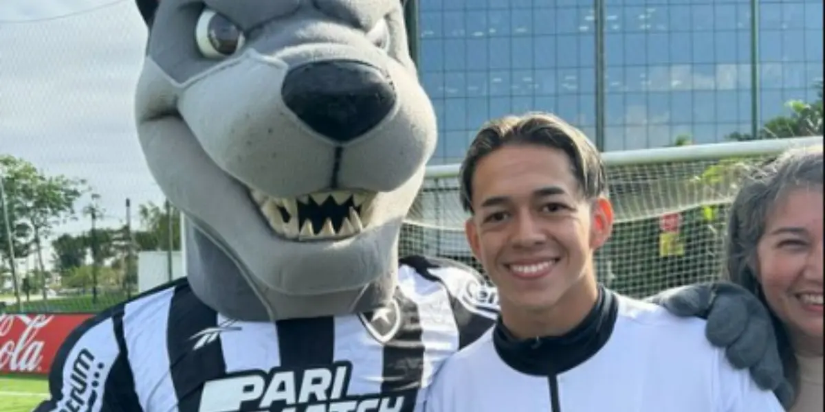 El atacante de Botafogo aprovecha sus horas libres para conocer parte de Brasil.