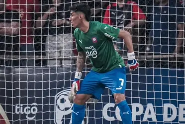 El capitán de Cerro Porteño elogió a su compañero por quedarse en la portería.