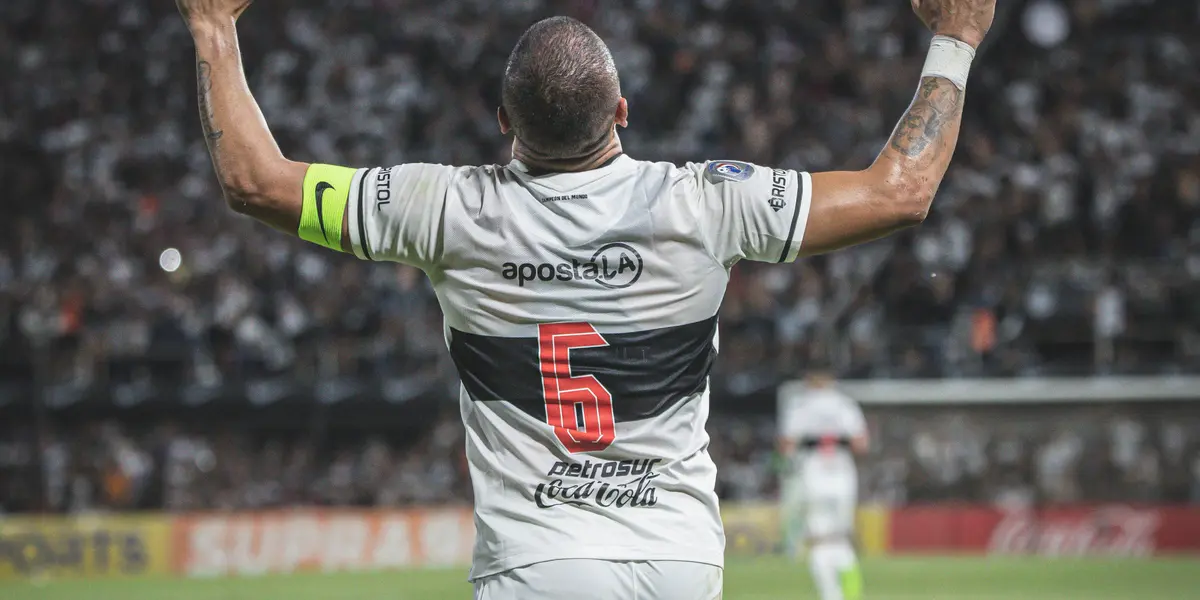El capitán de Olimpia subió una foto con un fuerte mensaje para sus seguidores.