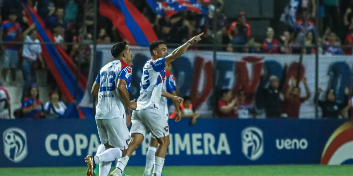 El conjunto azulgrana goleó a Trinidense en una nueva fecha del campeonato casero.