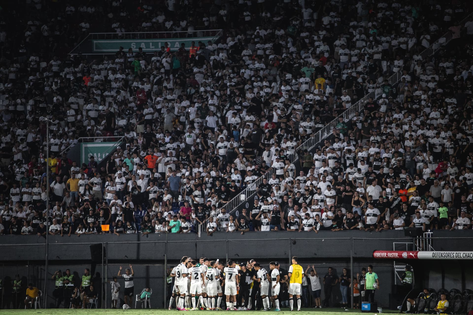 El decano salió de un problema de FIFA y entra en otro