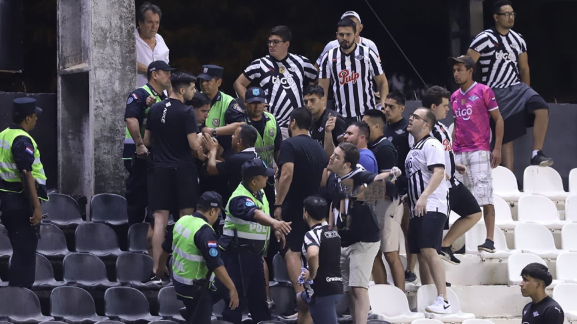 El decano visitó las instalaciones de Libertad por el campeonato