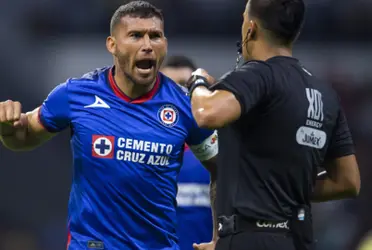 El defensor paraguayo tuvo escaramuzas con el entrenador