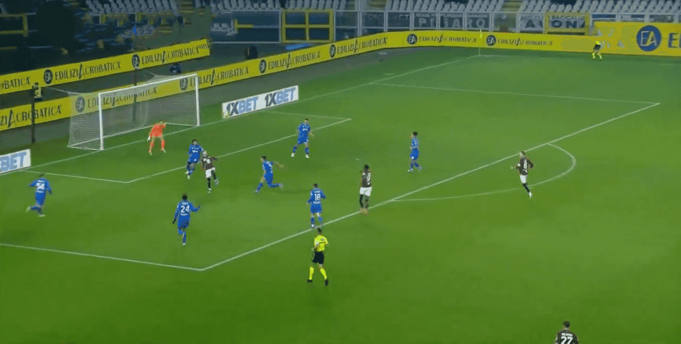 El delantero del Torino marcó un golazo que fue invalidado por off side.