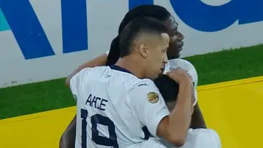 El delantero paraguayo sigue causando estragos en el continente