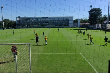 El delantero que se fue del franjeado por no hacer goles, cumplió la ley del ex