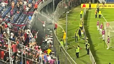 El DT y el arquero azulgrana trataron de calmar los ánimos