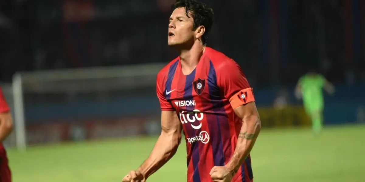 El ex delantero anunció cuando desea retornar a su club