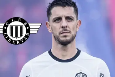 El ex franjeado arregló jugar con el campeón paraguayo 2023