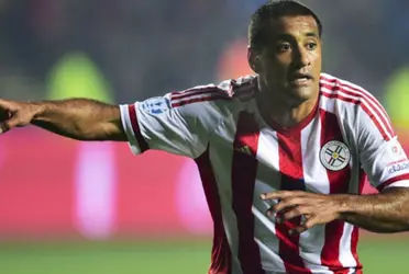 El experimentado defensor albirrojo suma una nueva carrera en su historial futbolístico.