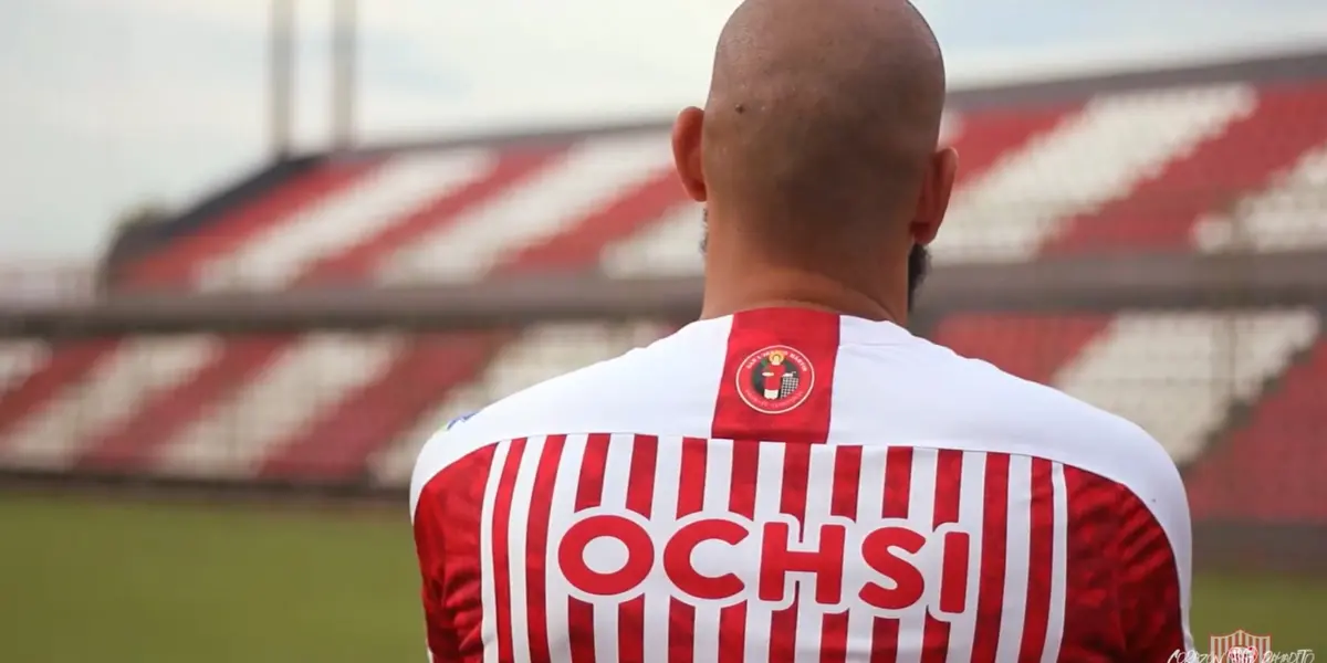 El futbolista que estaba en la mira de varios clubes, ya tiene nuevo club