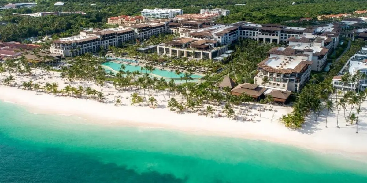 El jugador de la Albirroja disfruta sus días en las playas del Caribe.