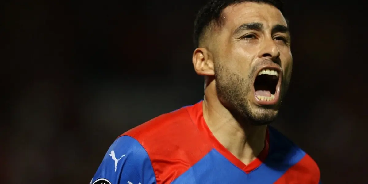 El Pachi Carrizo no sólo mueve las piezas en la cancha, sino también en los negocios.