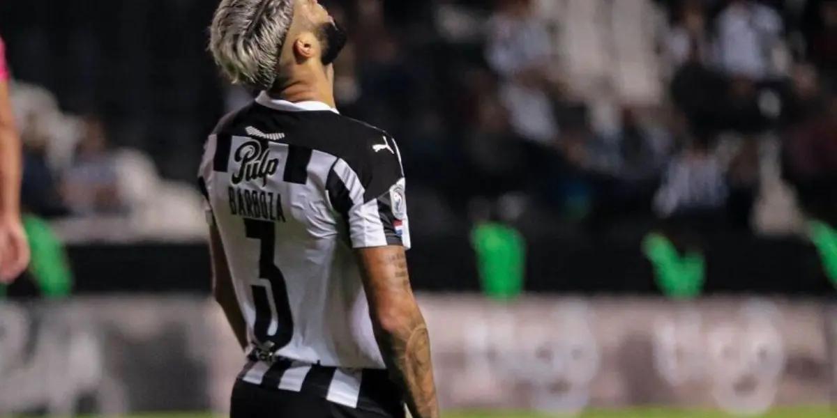 El zaguero central quedará libre en diciembre y podrá negociar como jugador libre.