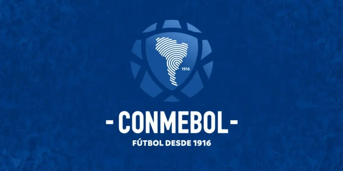 En homenaje a la designación de unos partidos del Mundial 2030, se iluminó la Conmebol.