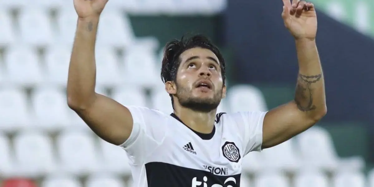 En su cuenta de Instagram, el ex jugador de Olimpia se desahogó por su situación.
