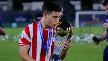 Enso fue uno de los tantos jugadores que fue felicitado desde el extranjero