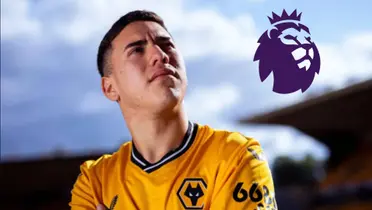 Enso González con la camiseta de Wolverhampton
