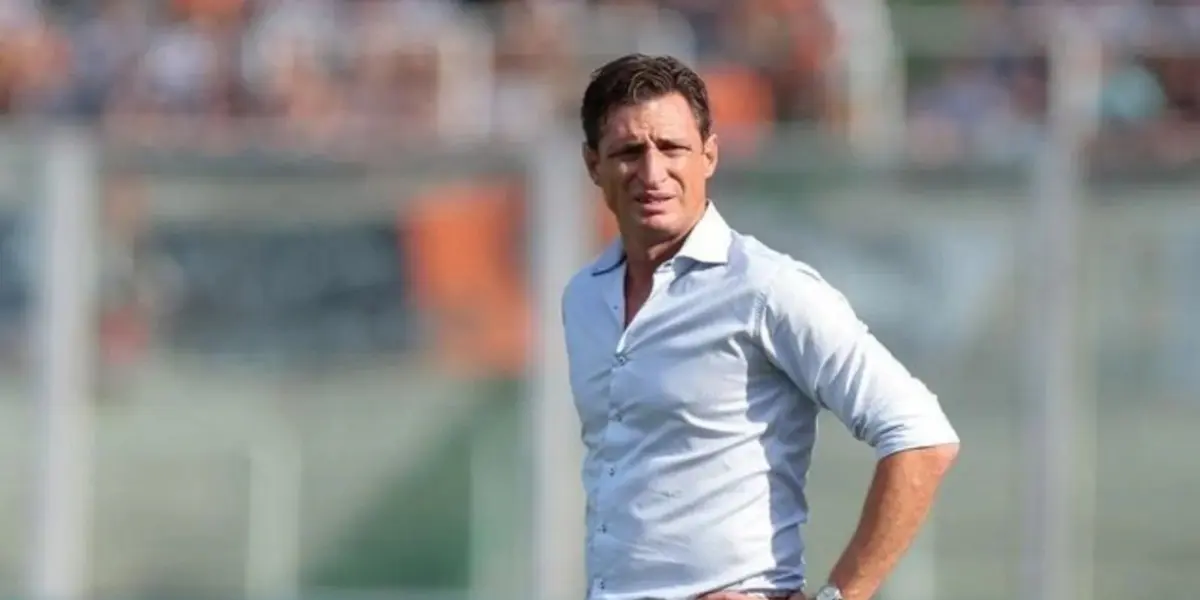 Facundo Sava arrancó muy bien el torneo casero pero finalmente piden su cabeza.