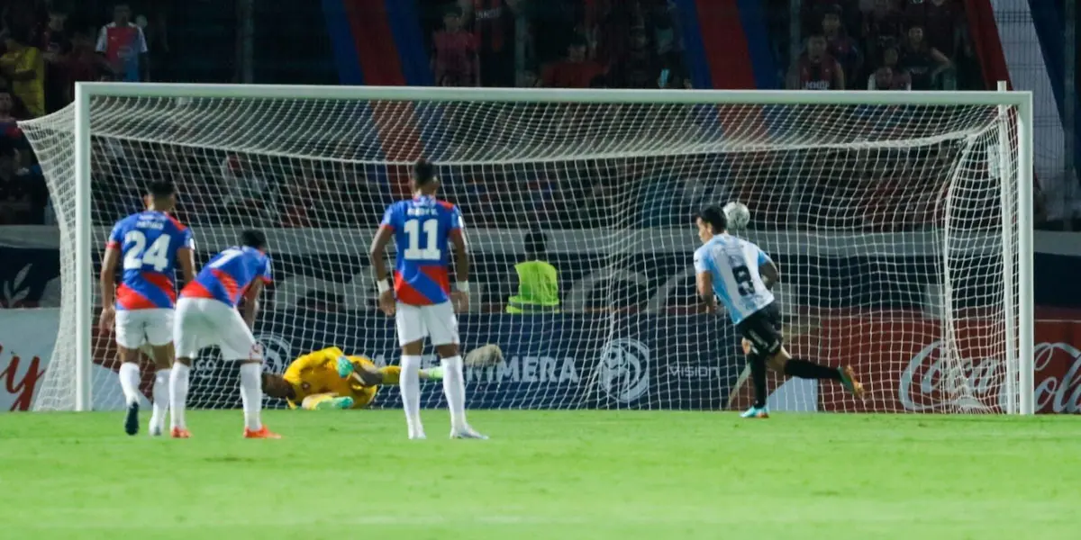 Facundo Sava dejó de ser entrenador de Cerro Porteño y algunos jugadores seguirían ese camino.