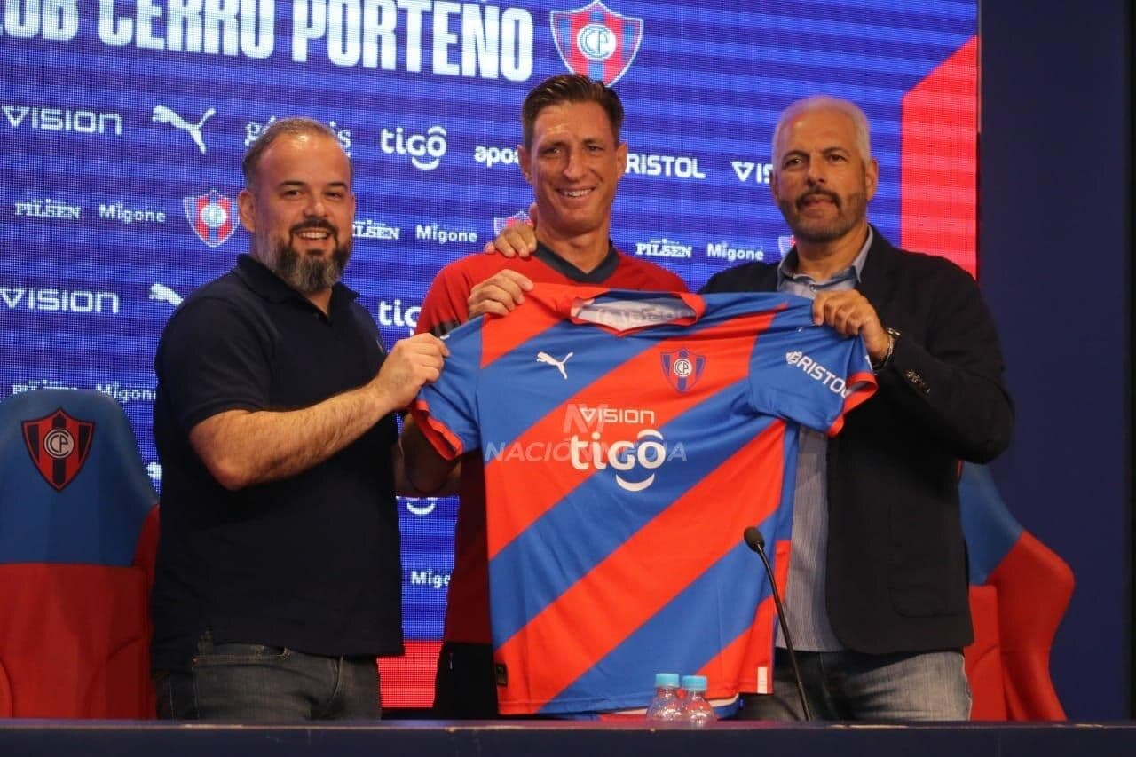 Facundo Sava fue despedido después de la primera fecha del Torneo Clausura.