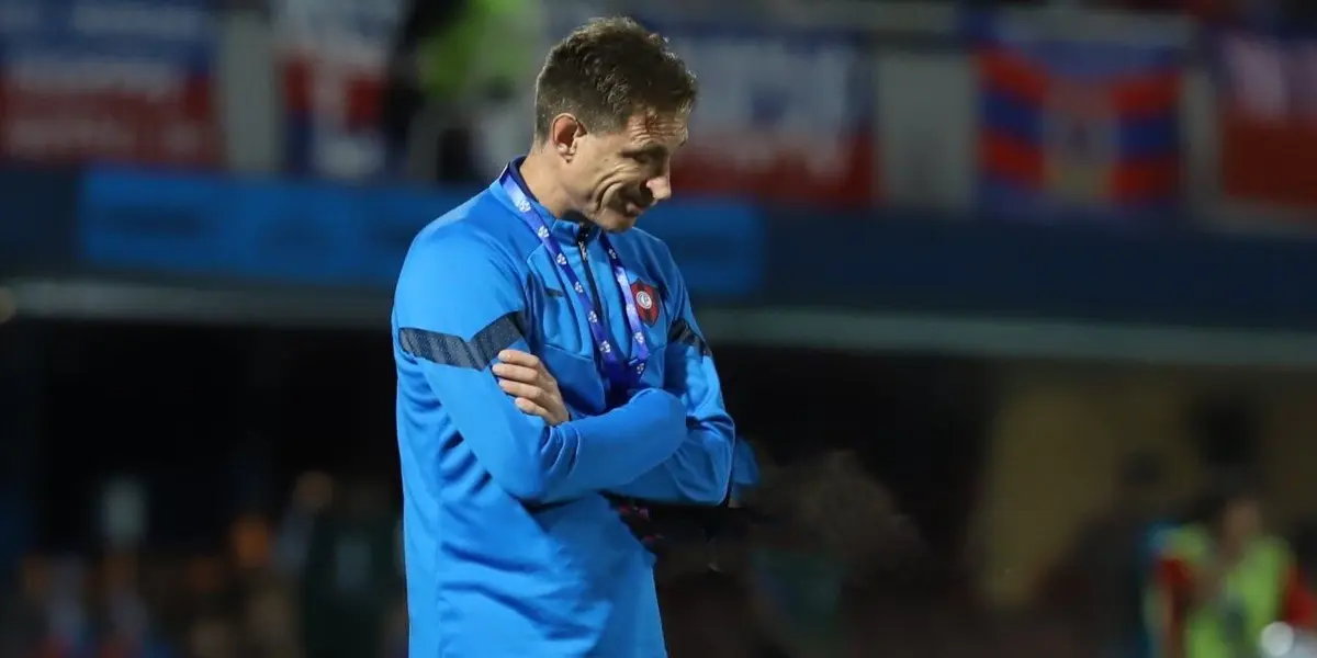 Facundo Sava no tiene asegurada la continuidad como entrenador de Cerro Porteño.