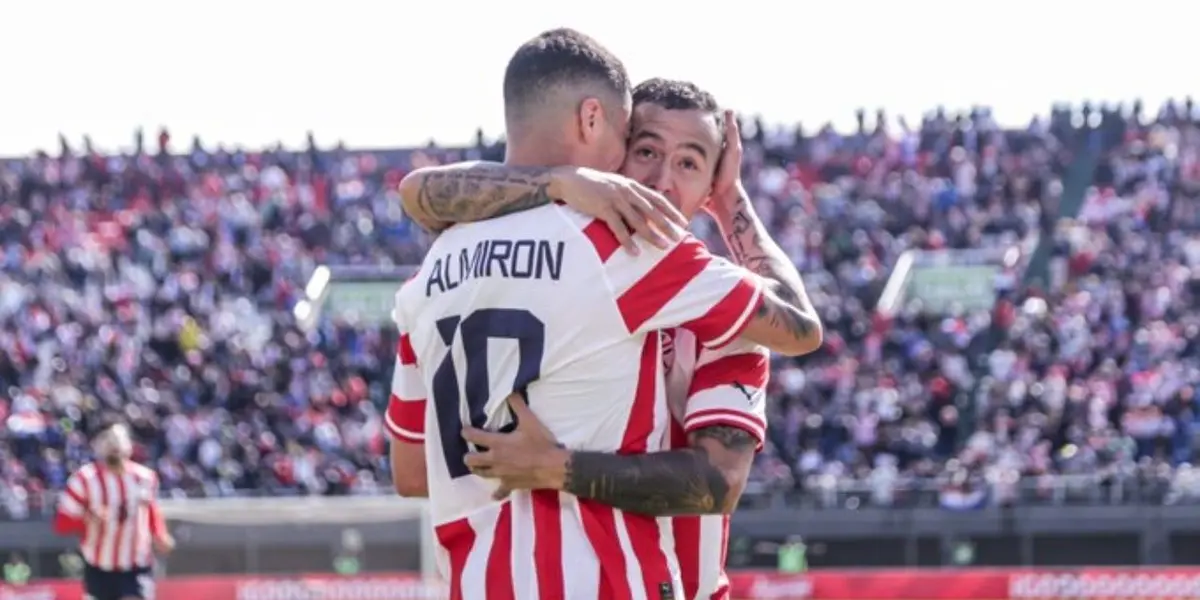 Guillermo Barros Schelotto tuvo la respuesta a la victoria en el banco de suplentes.