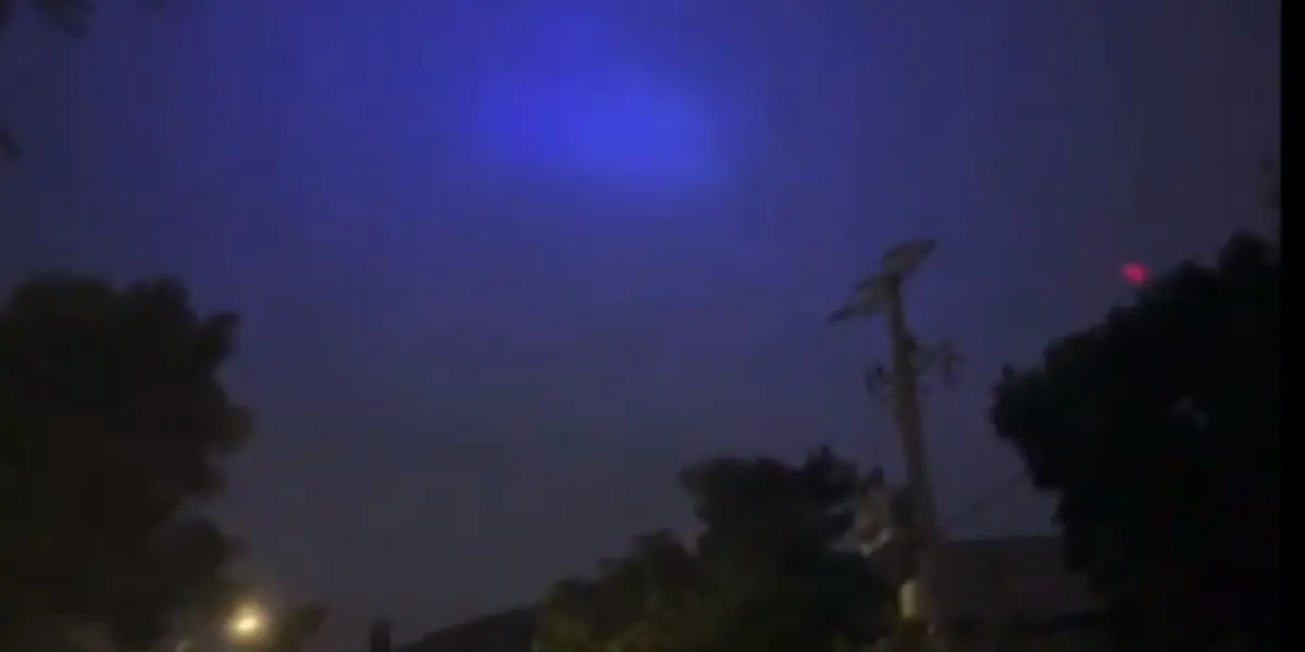 Hinchas azulgranas lograron captar imágenes de un extraño objeto volador