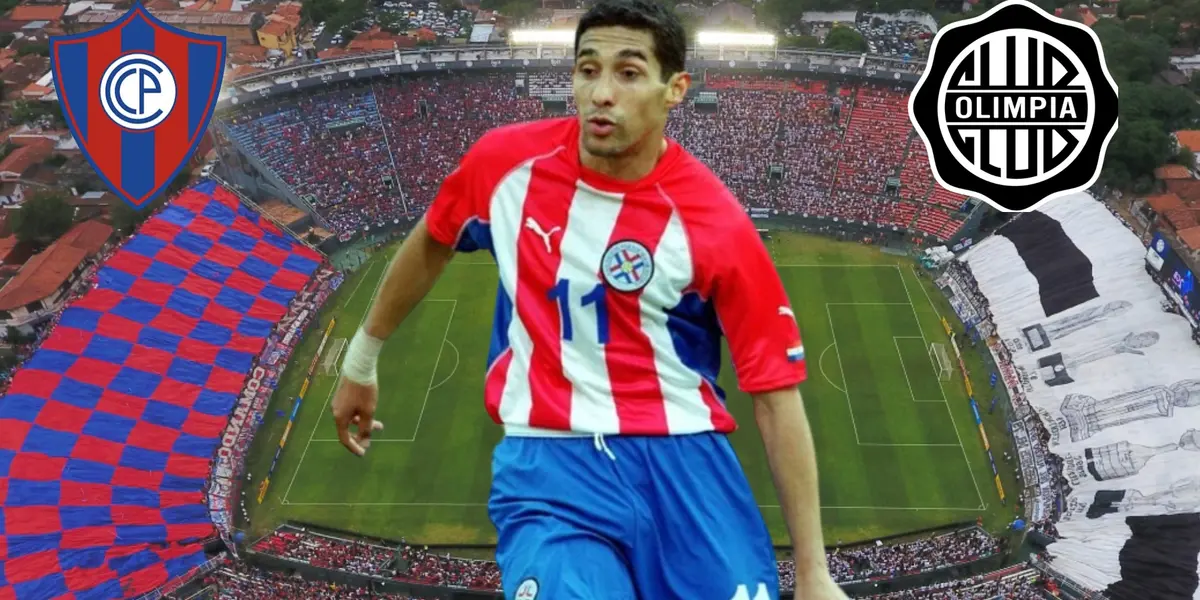 Jorge Campos con la camiseta albirroja