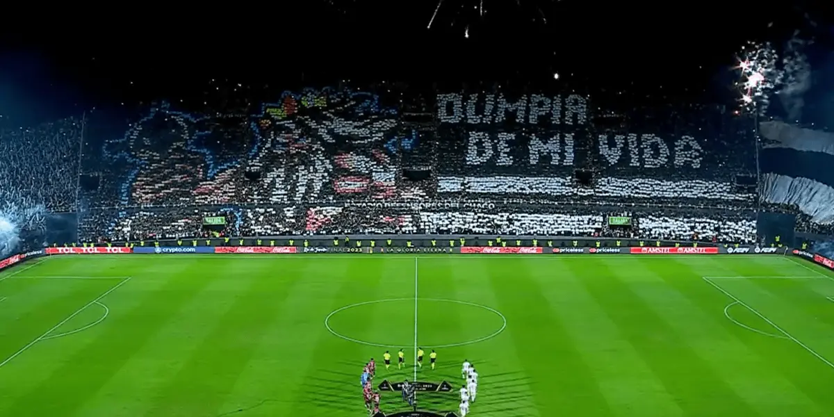 La hinchada franjeada vuelve a preparar un recibimiento espectacular para su equipo.