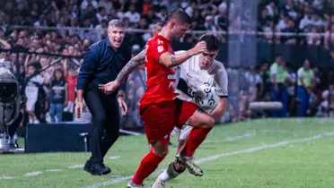 Martín Palermo dirigiendo en Olimpia vs. Ameliano