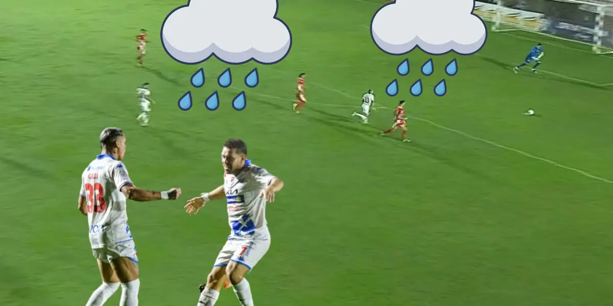 Nacional festeja el tanto que llegó tras la lluvia en Mallorquín