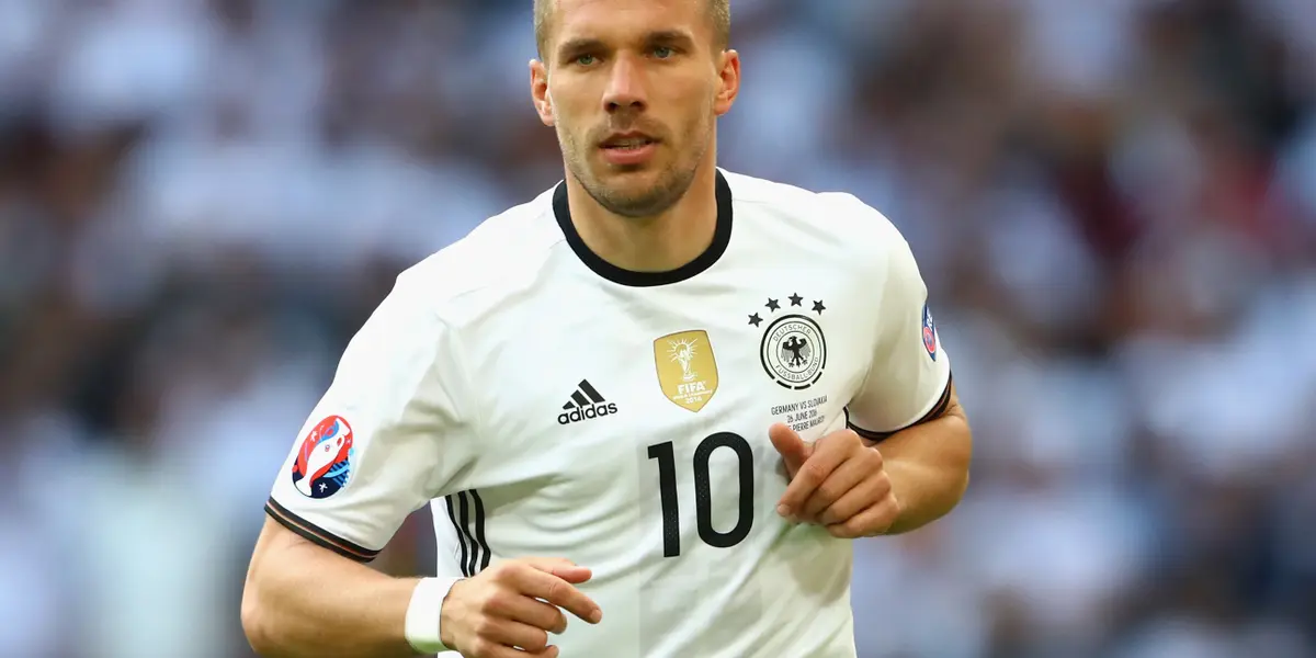 Olimpia estuvo a nada de adquirir el pase del campeón del mundo alemán, Lukas Podolski.