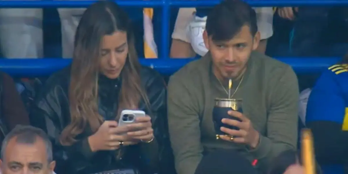 Óscar Romero presente en la emotiva jornada de Juan Román Riquelme