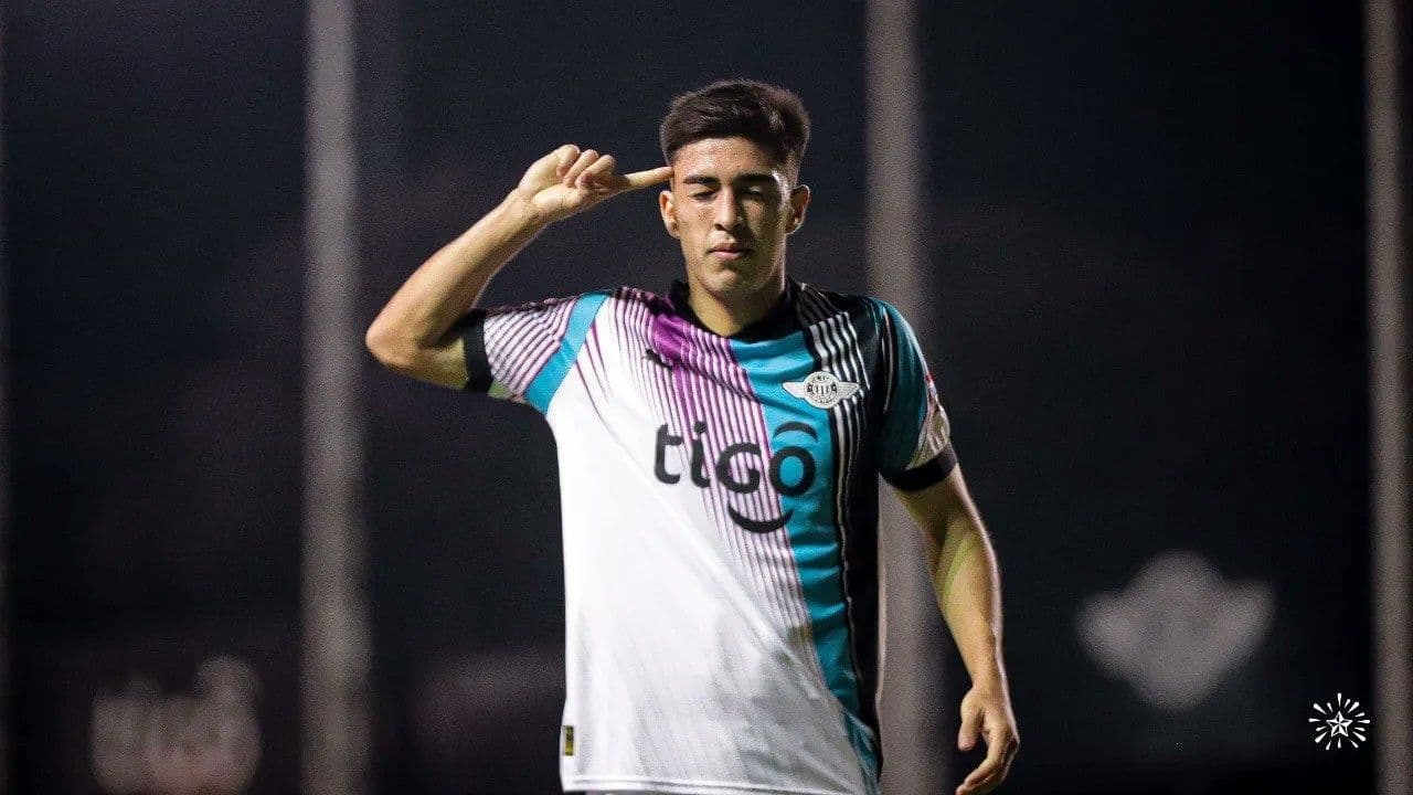 Rubén Lezcano es el nuevo futbolista de Libertad que apunta a seguir el camino de Enciso.