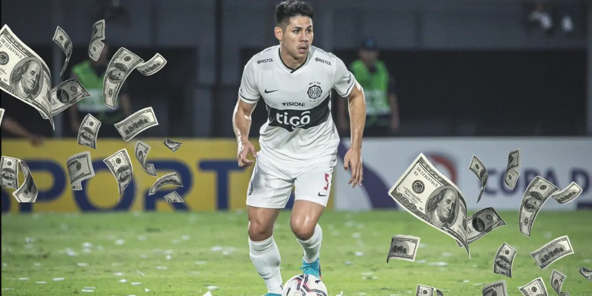 Saúl Salcedo con la camiseta de Olimpia
