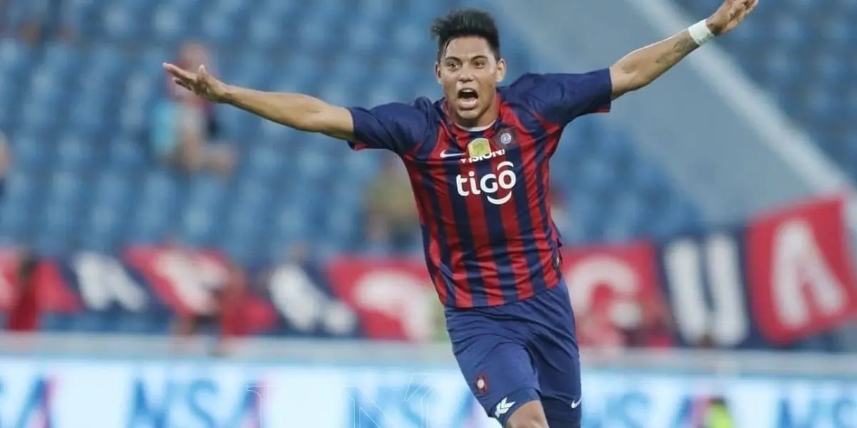 Tras tener poca oportunidad en el Cádiz de España, Arzamendia podría volver a su casa.