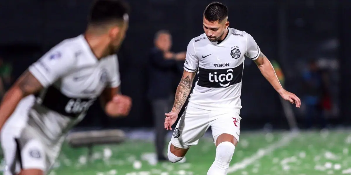 Víctor Tucu Salazar llegó a Olimpia y rápidamente se puso el equipo al hombro.